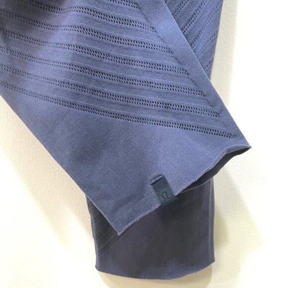 Lululemon - Enlighten Tights Leggings Crop W6F10S | Cadet Blue Indigo: Small 2-4 - Picture 14 of 15
